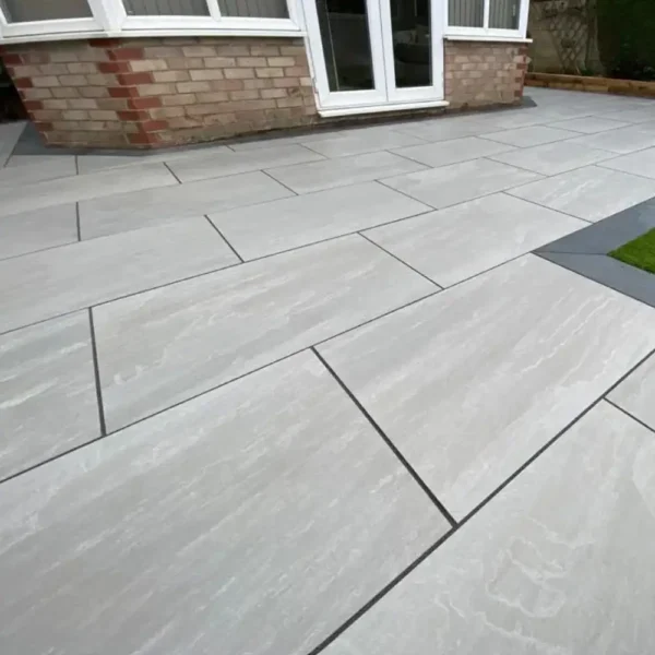 Kandla Grey 20mm Outdoor Porcelain Paving Tile | 900 x 600mm